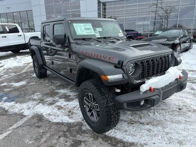 2026 Jeep Gladiator — photo 7 view
