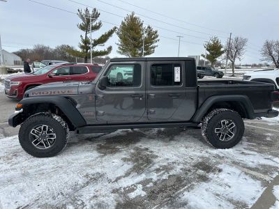 2026 Jeep Gladiator — photo 15 view