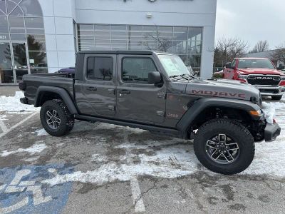 2026 Jeep Gladiator — photo 32 view