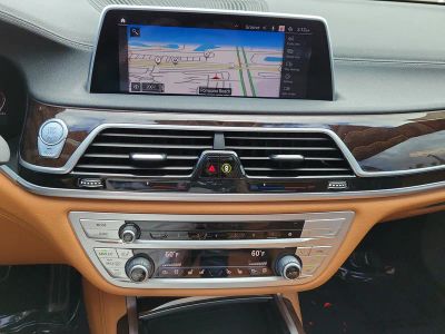 2022 BMW 7 Series — photo 25 view