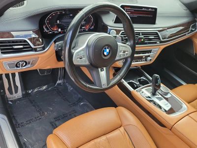 2022 BMW 7 Series — photo 16 view