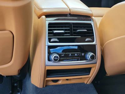 2022 BMW 7 Series — photo 12 view
