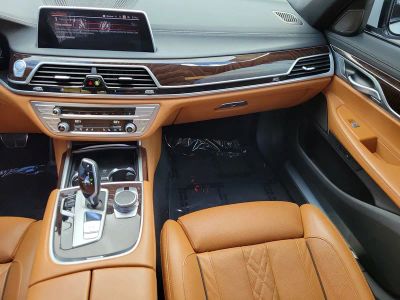 2022 BMW 7 Series — photo 9 view