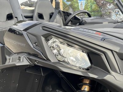 2025 Can-Am Maverick Sport DPS 1000R - Photo 7