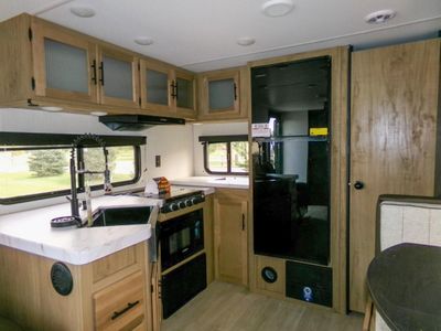 2025 Forest River RV Cherokee Grey Wolf - Photo 26