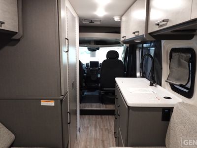 2026 Thor Motor Coach Tellaro Sport - Photo 6