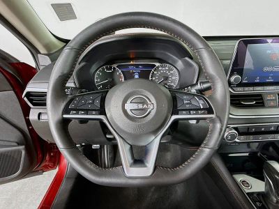 2023 Nissan Altima — photo 9 view