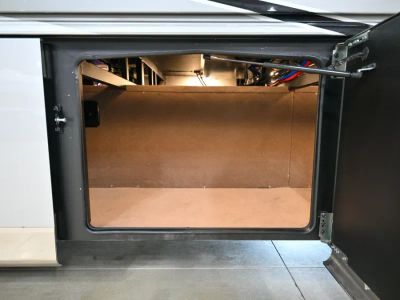 2026 Entegra CENTURION — photo 42 view