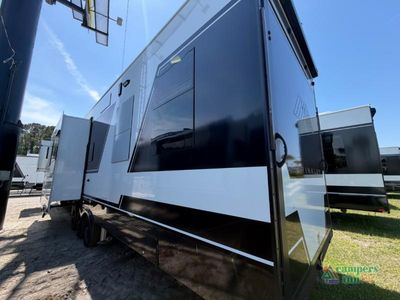 2026 Brinkley Model G - Photo 5