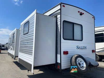 2018 Forest River RV Salem - Photo 4