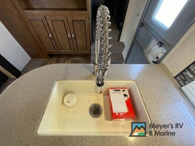 2018 Forest River RV Salem - Photo 11