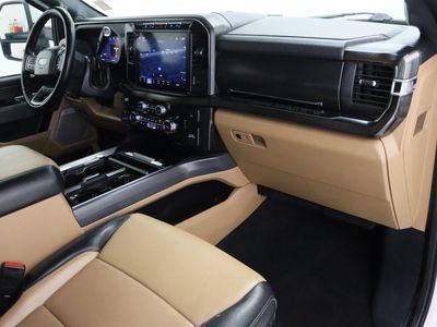 2024 Ford Super Duty F-250 4WD — photo 40 view