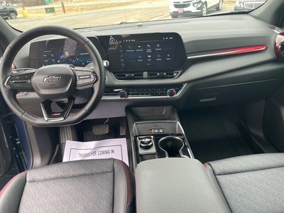2025 Chevrolet Equinox — photo 12 view
