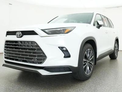 2026 Toyota Grand Highlander Hybrid - Photo 8