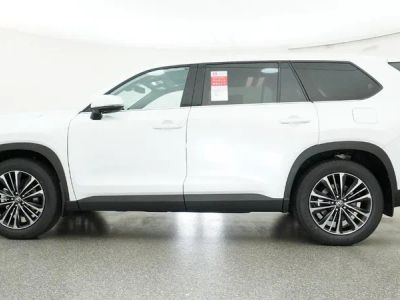 2026 Toyota Grand Highlander Hybrid - Photo 17