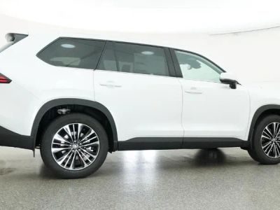 2026 Toyota Grand Highlander Hybrid - Photo 18