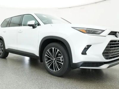 2026 Toyota Grand Highlander Hybrid - Photo 22