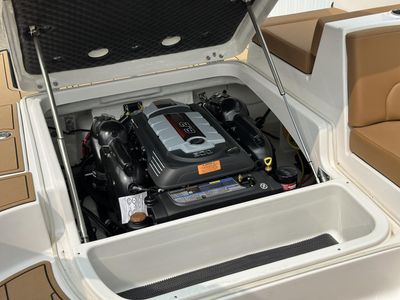 2025 Chaparral 247 SSX - Photo 42
