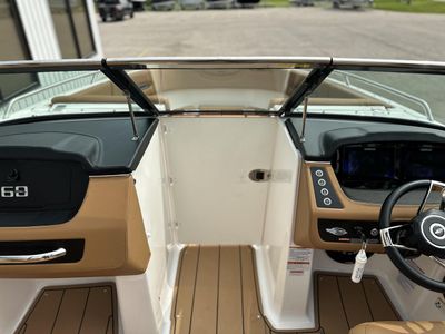 2025 Chaparral 247 SSX - Photo 37