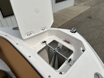 2025 Chaparral 247 SSX - Photo 34