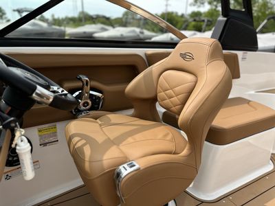 2025 Chaparral 247 SSX - Photo 21