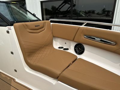 2025 Chaparral 247 SSX - Photo 32
