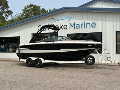2025 Chaparral 247 SSX - Photo 2