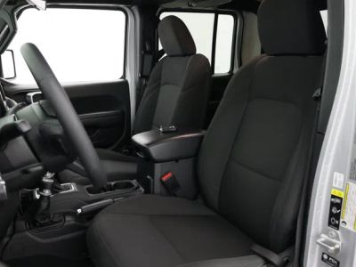 2023 Jeep Gladiator — photo 18 view