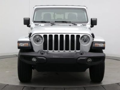 2023 Jeep Gladiator — side profile view