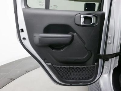 2023 Jeep Gladiator — photo 20 view