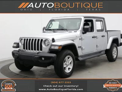 2023 Jeep Gladiator Sport S in Silver Zynith Clearcoat — front three-quarter view