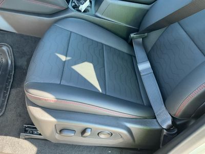 2026 Chevrolet Colorado — photo 10 view