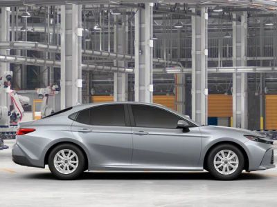 2026 Toyota Camry - Photo 14