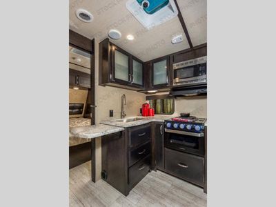2018 Grand Design Imagine - Photo 5