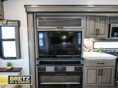 2022 Keystone RV Montana - Photo 11
