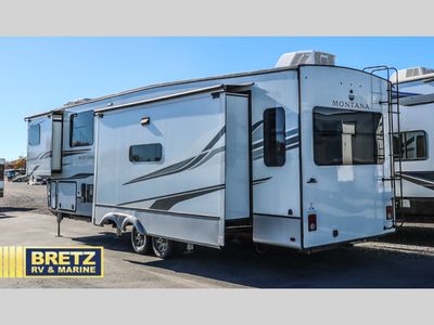 2022 Keystone RV Montana - Photo 4