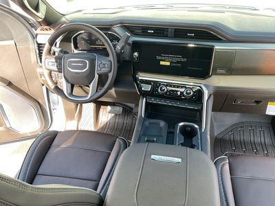 2026 GMC Sierra 3500HD — photo 12 view