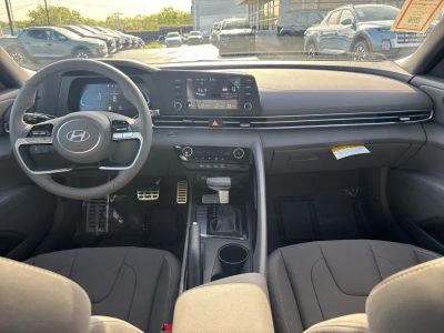 2026 Hyundai Elantra - Photo 19