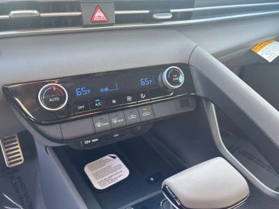 2026 Hyundai Elantra - Photo 35
