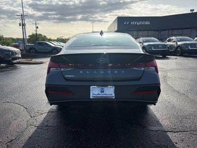2026 Hyundai Elantra - Photo 27