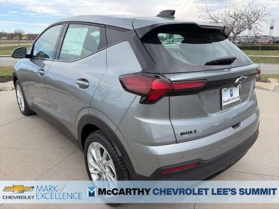 2027 Chevrolet Bolt - Photo 6