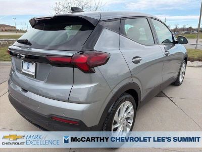 2027 Chevrolet Bolt - Photo 8