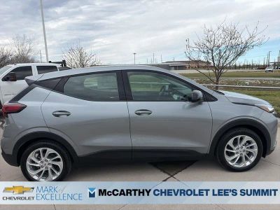 2027 Chevrolet Bolt - Photo 9