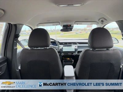 2027 Chevrolet Bolt - Photo 33