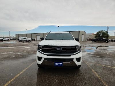 2026 Ford Expedition — side profile view