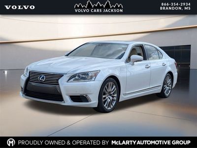 2016 Lexus LS — photo 8 view