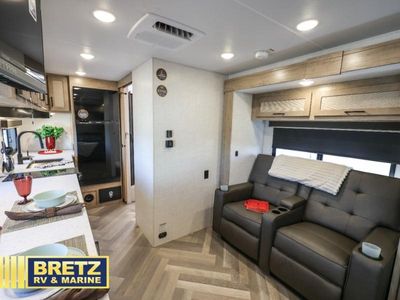 2025 Ember RV E-Series — photo 8 view