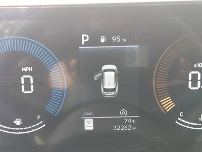 2025 Hyundai Tucson — photo 14 view