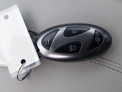 2025 Hyundai Tucson — photo 15 view