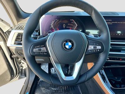 2026 BMW X5 — photo 8 view